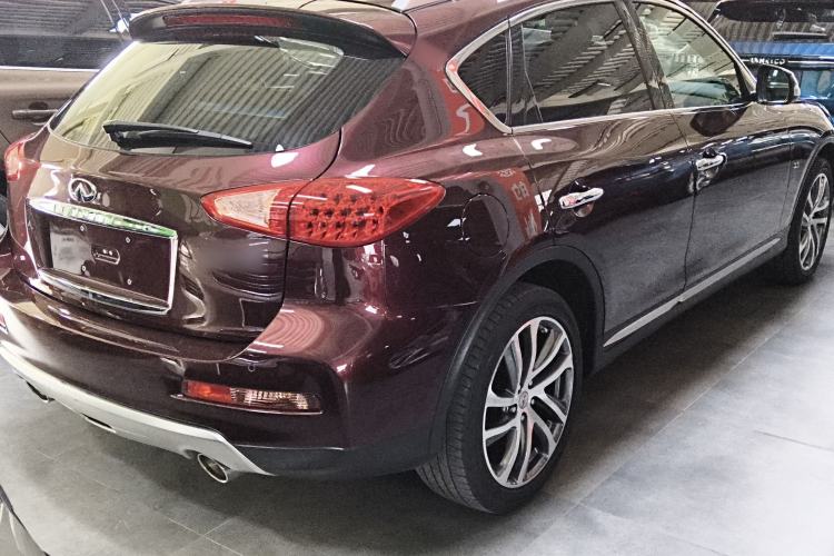 Used Infiniti QX50 2015 2.5L Luxury Edition
