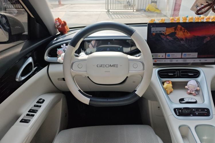 Used  Geome 2025 UP 410km Exploration Edition
