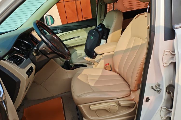 Used Baojun 730 2016 1.5L Manual Comfort Version 7 Seats China V Emission Standard
