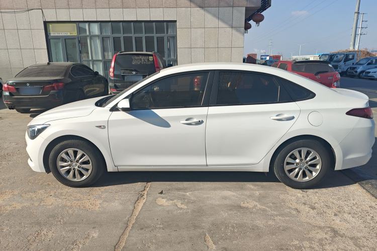 Used Hyundai Celesta 2018 1.6L Automatic GL Enjoyment Edition China VI compliant
