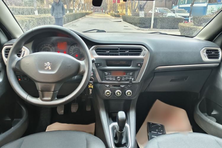 Used Peugeot 301 2014 1.6L Manual Comfort Edition
