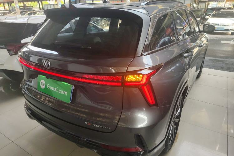 Used Changan CS75 PLUS 2024 3rd Generation Champion Edition 1.5T Intelligent Drive Dynamic Model
