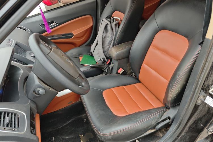 Used Geely Auto Diamond 2016 1.5L Manual Elite Version China IV Standard
