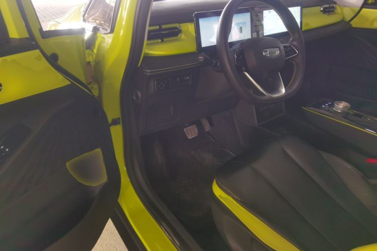 Used Geometry E Firefly 2023 401KM Lightning Tiger 5-Seater