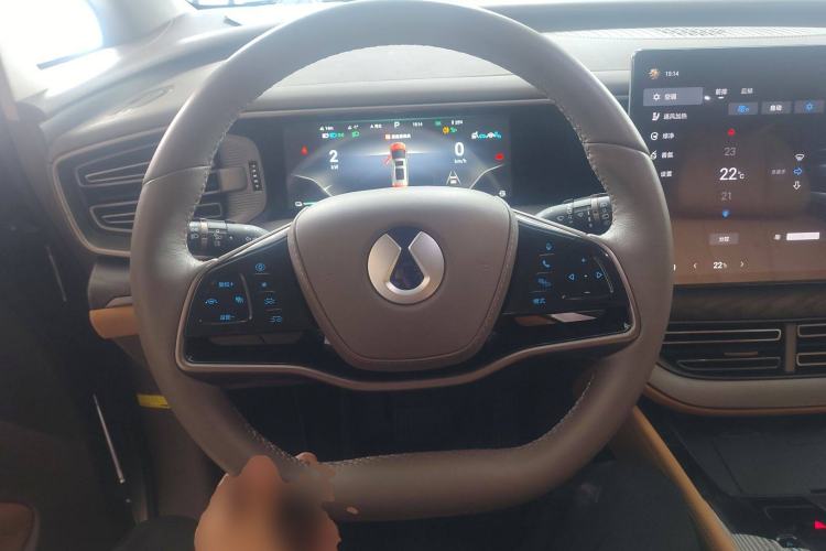 Used Denza D9 2022 DM-i 1040 Prestige Model