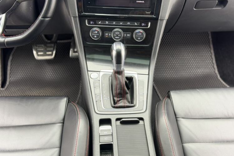 Used Volkswagen Golf GTI 2016 2.0 TSI GTI
