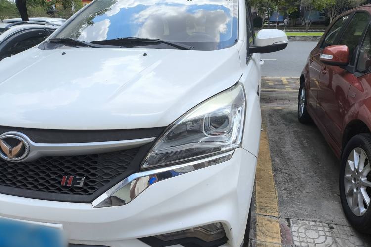 Used HYOSOW H3 2015 1.5L Manual Luxury Model
