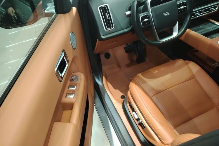 Used Li Auto L8 2023 Pro Model