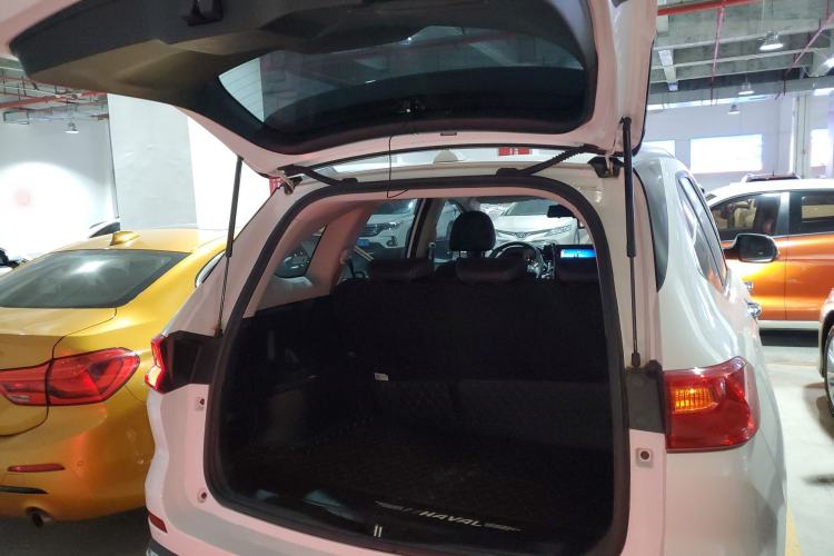 Used Haval M6 2021 PLUS 1.5T DCT Luxury Smart Connectivity Model
