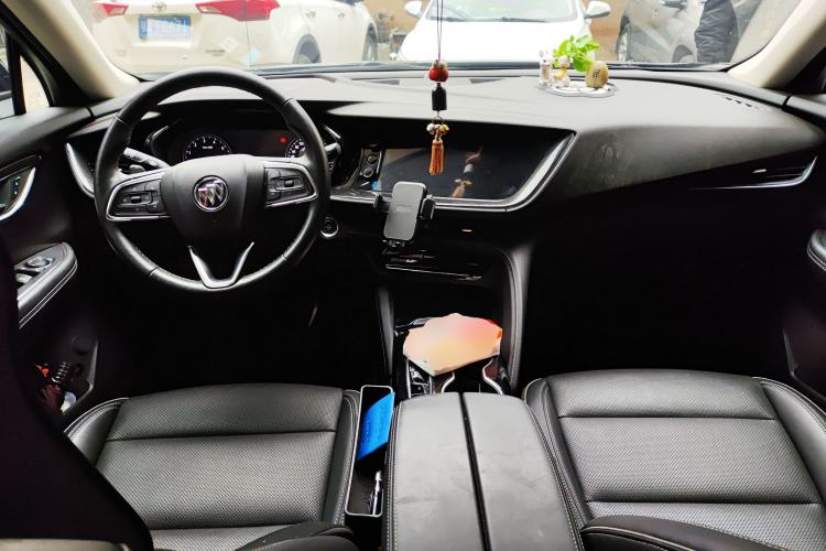 Used Buick Envision 2022 Encore Plus 652T Five-Seat Luxury Model