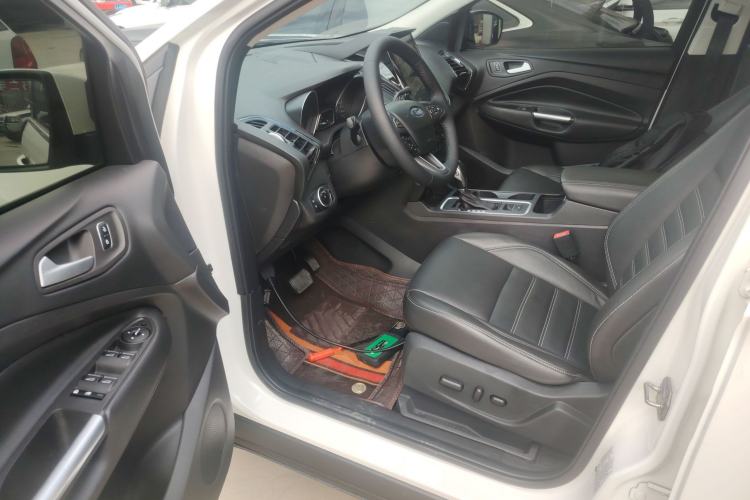 Used Ford Kuga 2019 EcoBoost 180 Two-Wheel-Drive Titanium Plus Model China VI Standard
