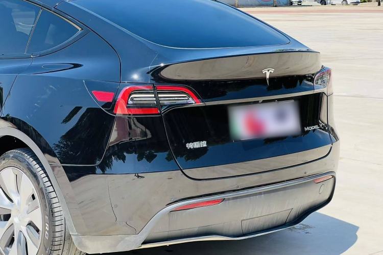 Used Tesla Model Y 2022 Rear-Wheel-Drive Version
