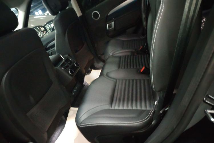 Used Land Rover Discovery 2024 360 PS Dynamic SE
