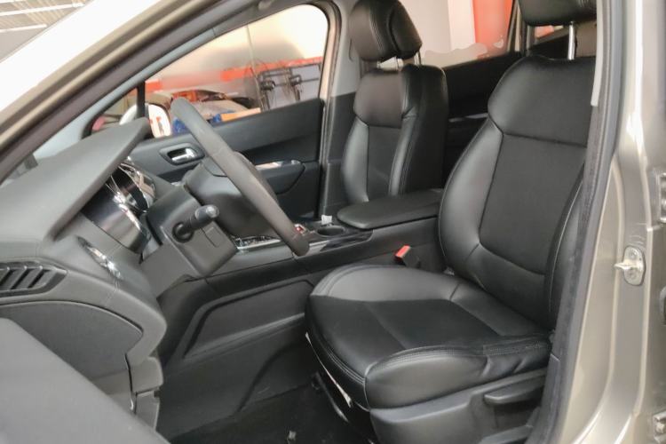 Used Peugeot 3008 2015 2.0L Automatic Classic Edition