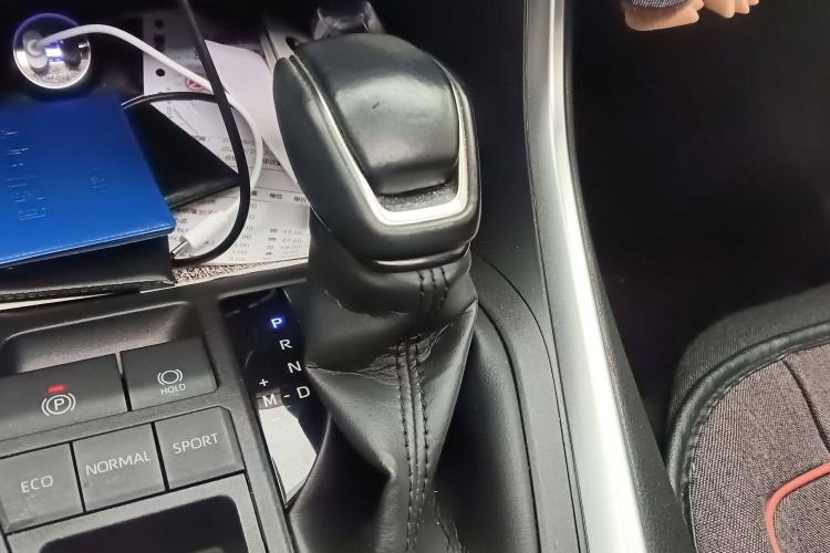 Used Toyota RAV4 2021 2.0L CVT Two-Wheel Drive Fashion PLUS Edition
