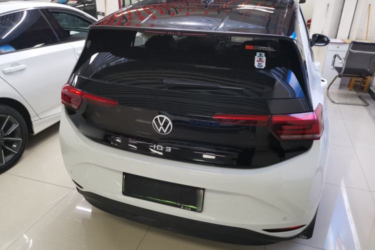 Used Volkswagen ID.3 2025 Smart Edition Outstanding Model
