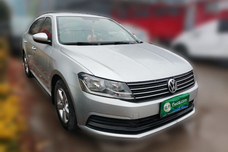 Used Volkswagen Lavida 2015 1.6L Manual Fashion Edition