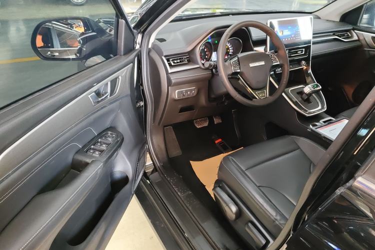 Used Haval M6 2023 PLUS 1.5T DCT Luxury Smart Connectivity Model