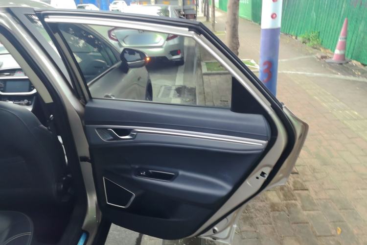 Used Geely Auto Emgrand GS 2018 Lingchao Edition 1.4T Automatic LingShang Smart Connectivity Model
