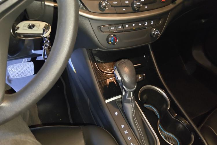 Used Buick Verano 2017 Sedan 20T Dual-Clutch Leading Model
