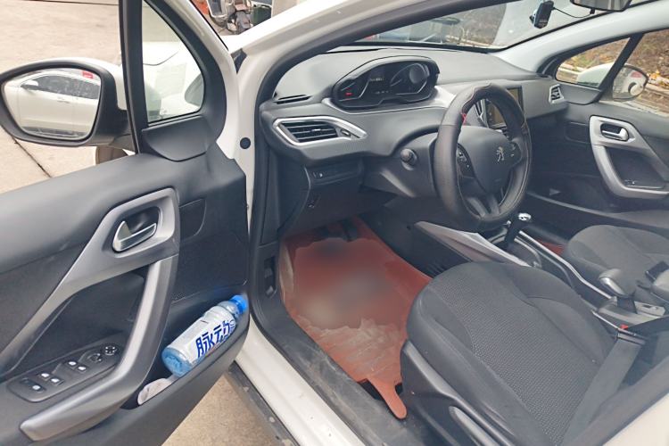 Used Peugeot 2008 2014 1.6L Automatic Fashion Edition