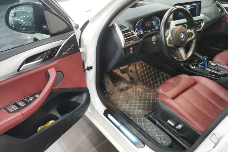 Used BMW iX3 2022 Leading Type
