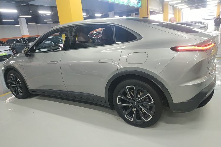 Used ONVO L60 2024 60 kWh Rear-Drive Version
