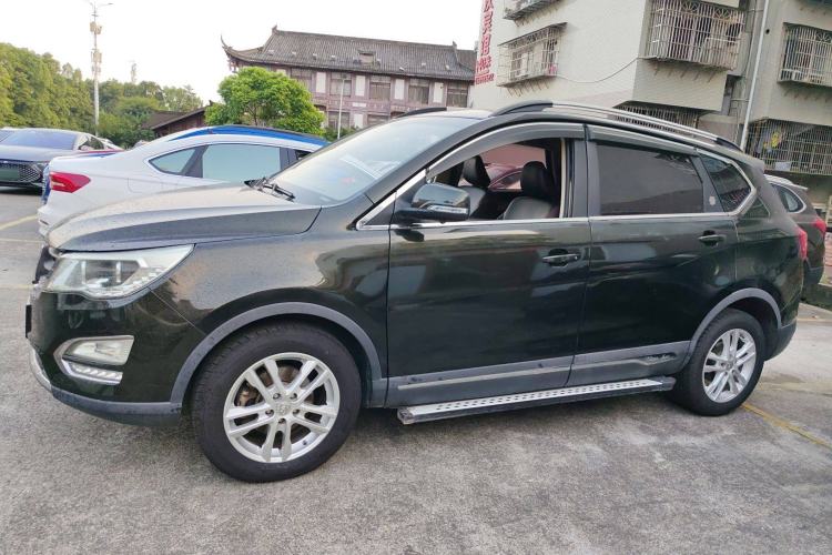 Used Baojun 560 2015 1.8L Manual Comfort Model
