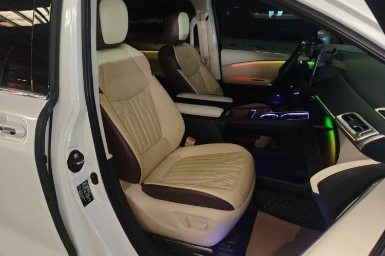 Used Toyota Sienna 2021 2.5L Hybrid Ultimate Edition