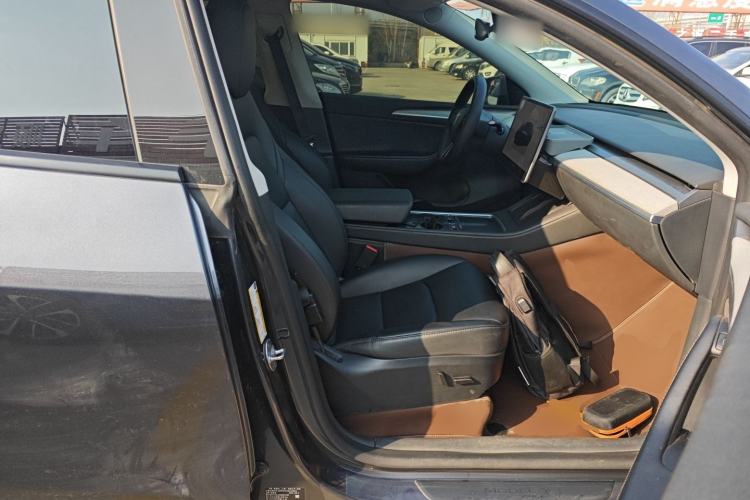 Used Tesla Model Y 2024 Rear-Wheel-Drive Version