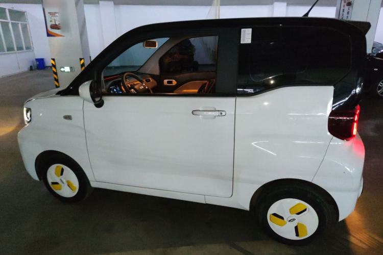 Used Chery QQ Ice Cream 2022 170km Sundae Phosphate Lithium-Ion
