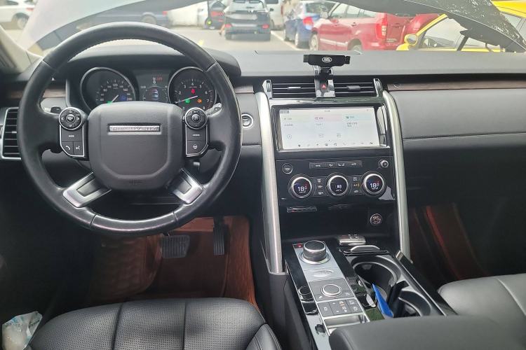 Used Land Rover Discovery 2017 3.0 SC V6 HSE
