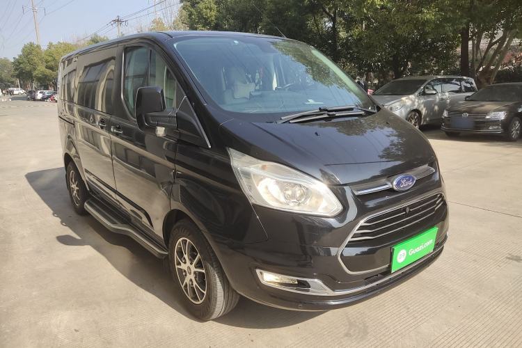 Used Ford Tourneo Custom 2017 2.0T Automatic Elite Version

