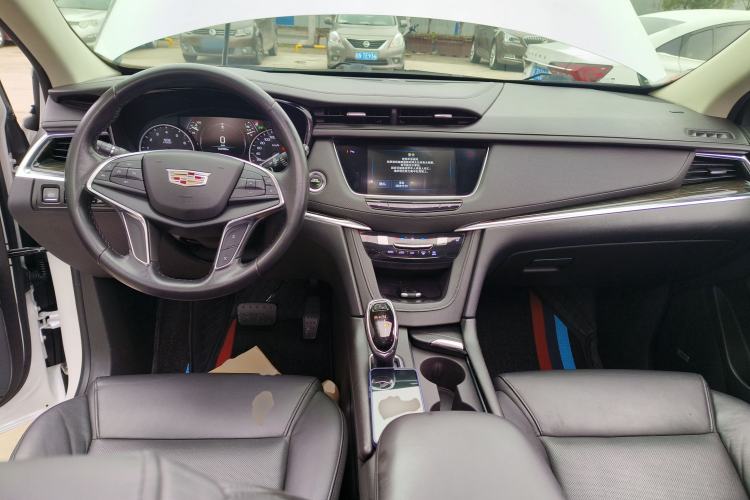 Used Cadillac XT5 2018 25T Luxury Model