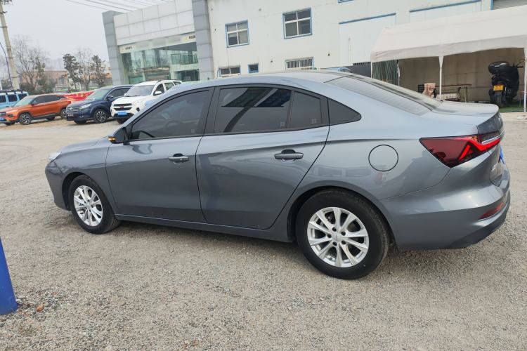 Used Roewe i5 2023 1.5L Manual Comfort Edition
