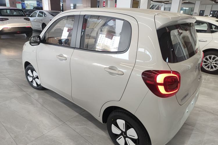 Used Wuling Hongguang MINIEV 2025 Four-Door Version Advanced Edition
