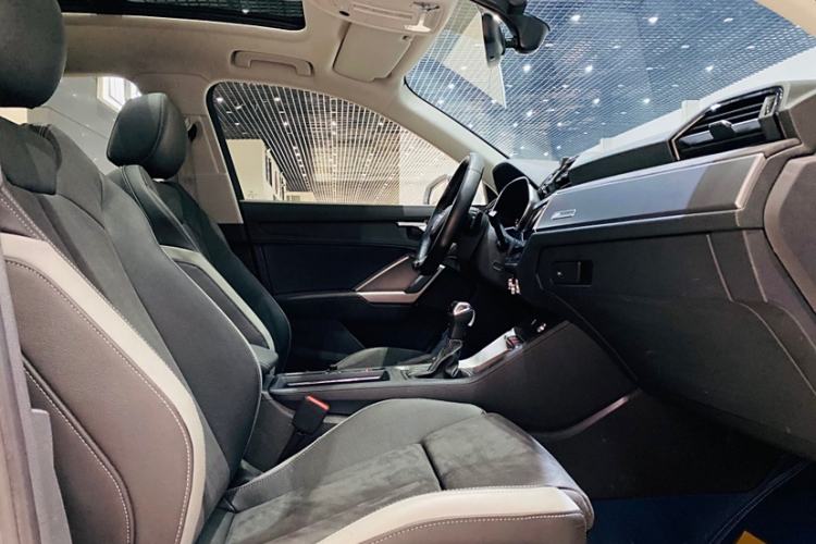 Used Audi Q3 2023 35 TFSI Fashion Dynamic Model (1.4T)
