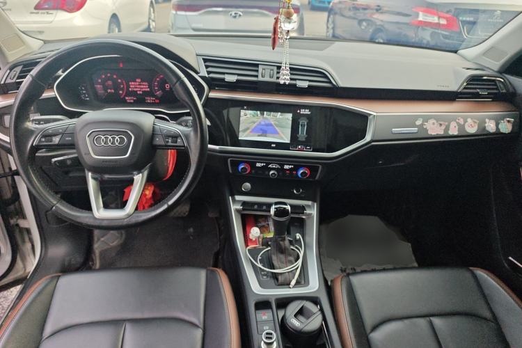 Used Audi Q3 2019 40 TFSI Fashionable and Elegant Model