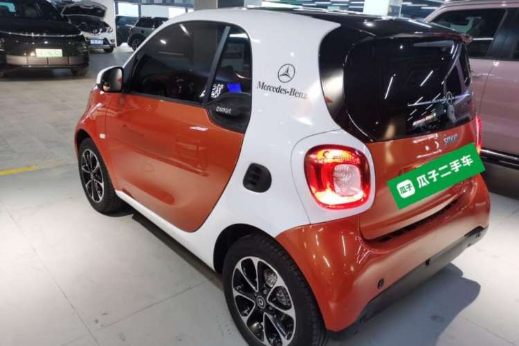 Used  fortwo 2015 1.0L 52 kW Hardtop Passion Edition
