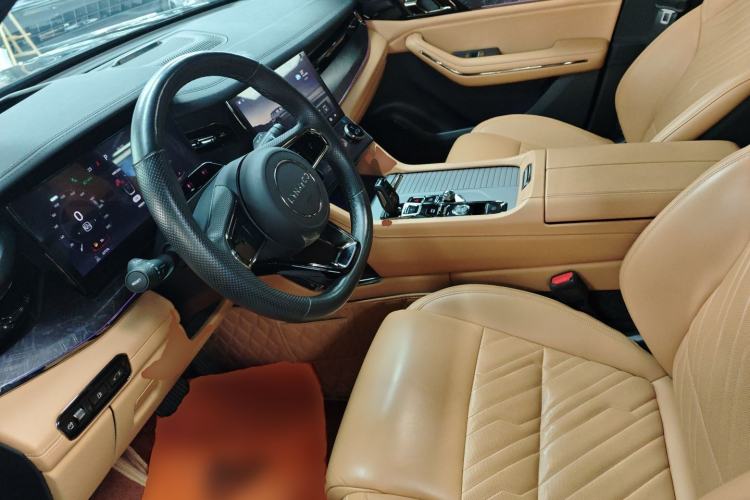 Used Lynk & Co 09 EM-P 2021 2.0T PHEV Halo Six-Seater
