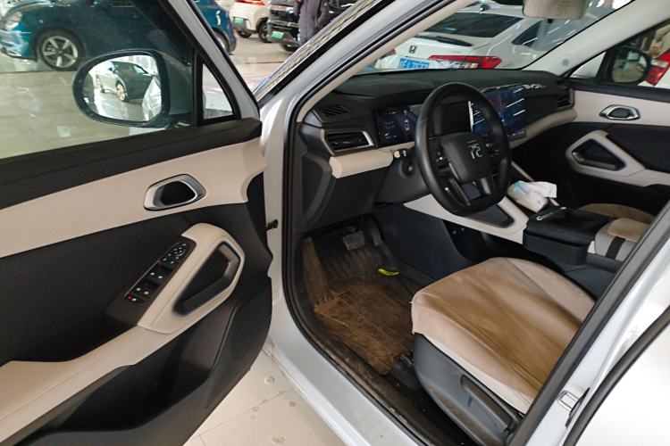 Used BYD Yuan UP 2025 Intelligent Driving Version 401 KM Dynamic Edition