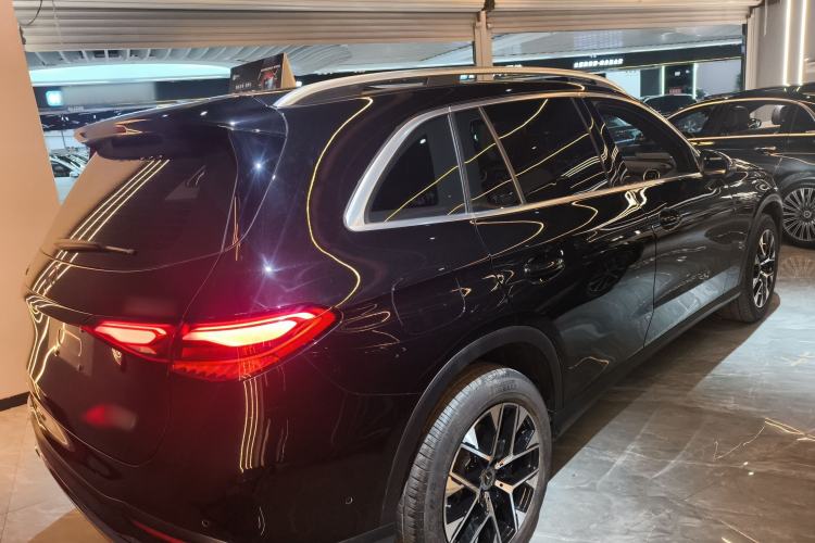 Used Mercedes-Benz GLC 2023 GLC 260 L 4MATIC Dynamic Edition 5-seater