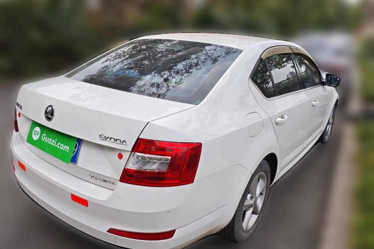 Used Skoda Octavia 2015 1.6L Manual Yijie Edition