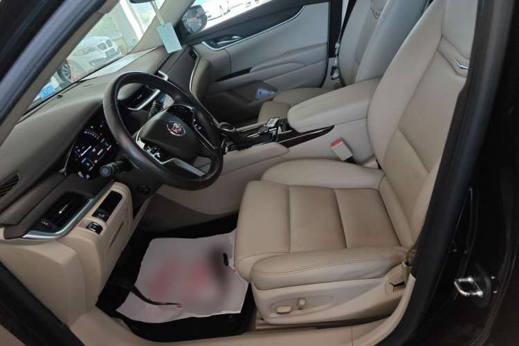 Used Cadillac XTS 2015 28T Comfort Model
