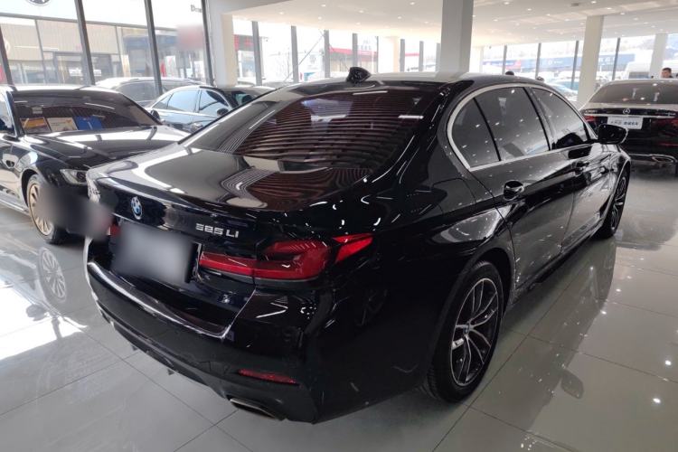 Used BMW 5 Series 2022 Second Facelift 525Li M Sport Package
