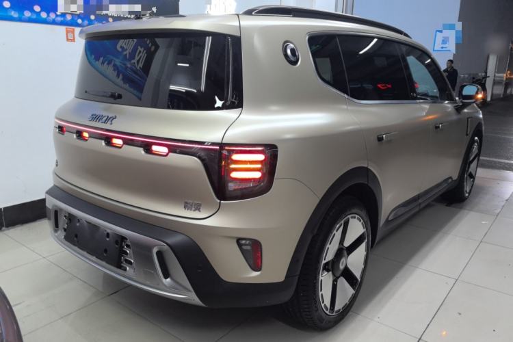 Used  #5 2024 Ultra-Long Range Extraordinary Journey Luxury Edition
