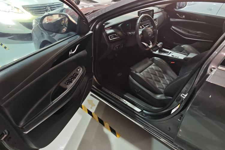 Used Changan Ruicheng CC 2022 Blue Whale Edition 1.5T DCT Luxury Model