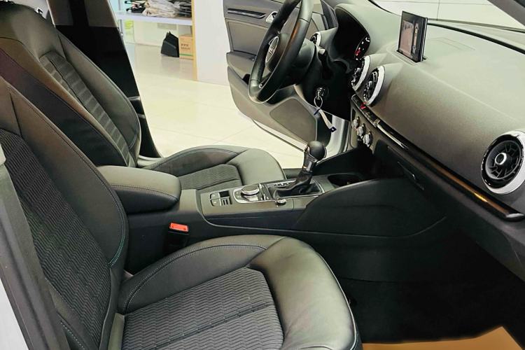 Used Audi A3 2020 Sportback 35 TFSI Fashion Edition China VI Emission Standard
