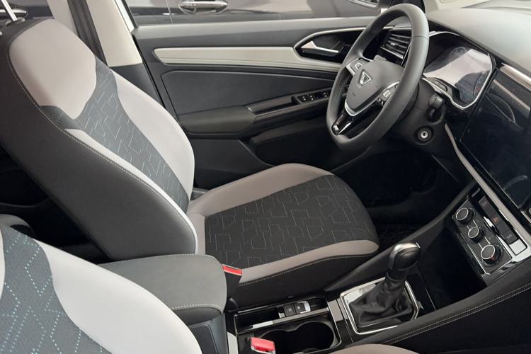 Used Jetta VS5 2023 280TSI Automatic Trend Edition
