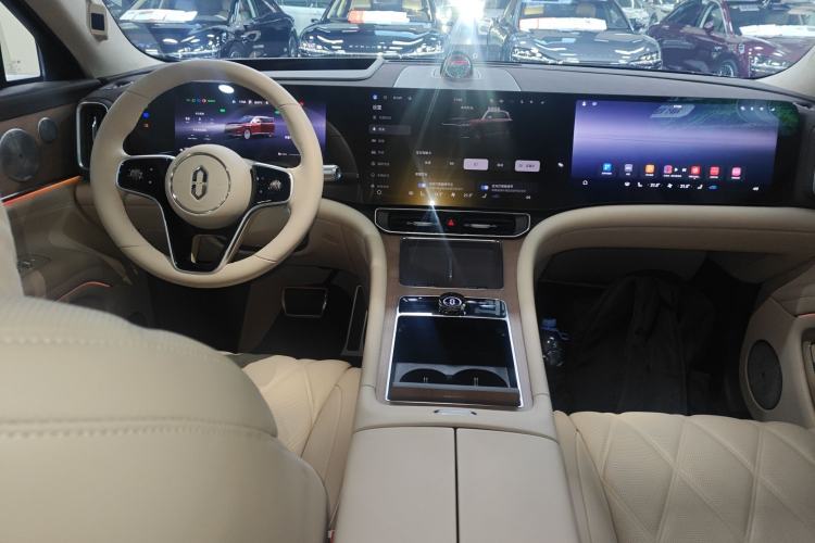 Used Hima AITO M9 2025 Extended-Range Ultra Version 52 kWh 6-Seater
